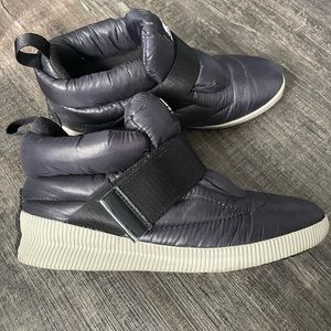 Sorel Out N’ About insulated booties